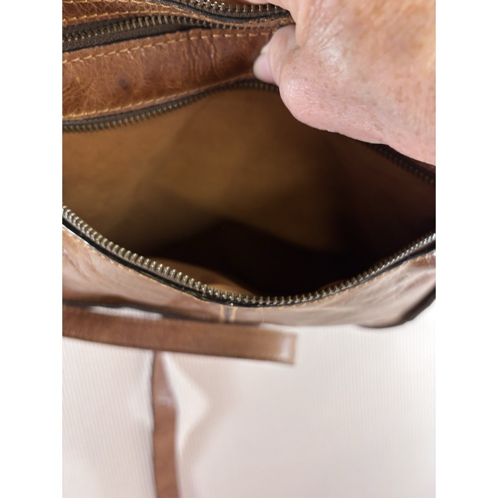 Patricia Nash "Camila" Tooled Leather ‎ Tassel Crossbody Bag Cognac Brown  NWT - Picture 10 of 16